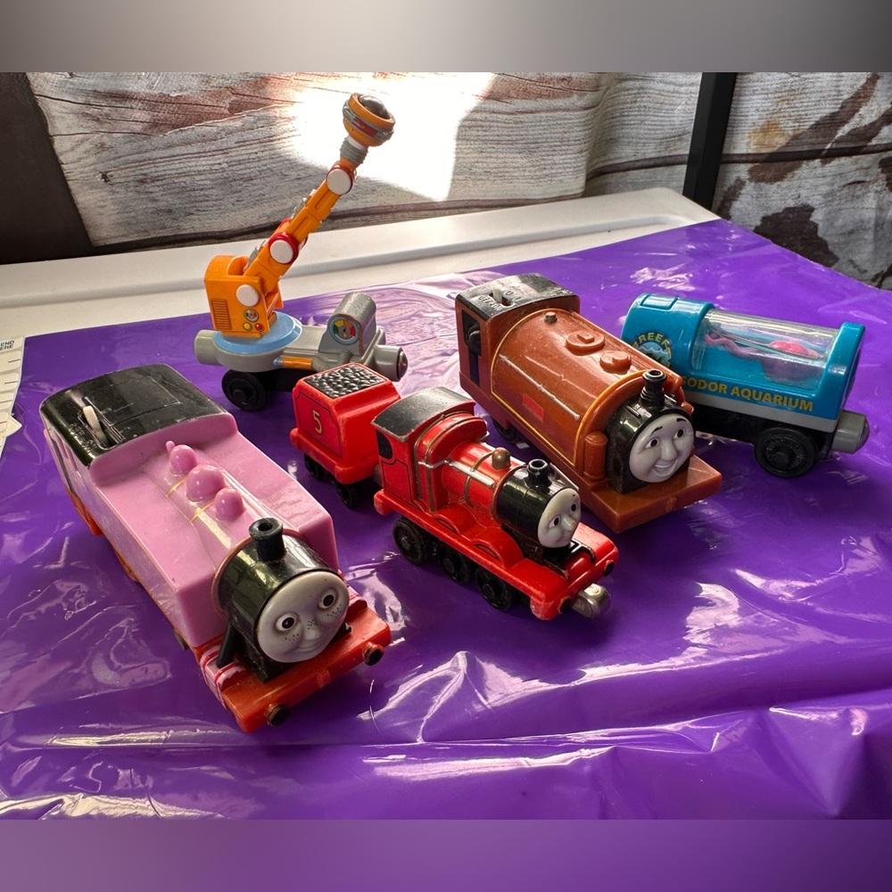 Colorful Train Set for Kids, Thomas the Train, Die Cast and Wood
